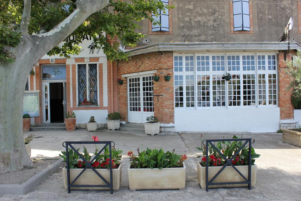 Hotel Restaurant La Camargue Salin-de-Giraud Exterior foto