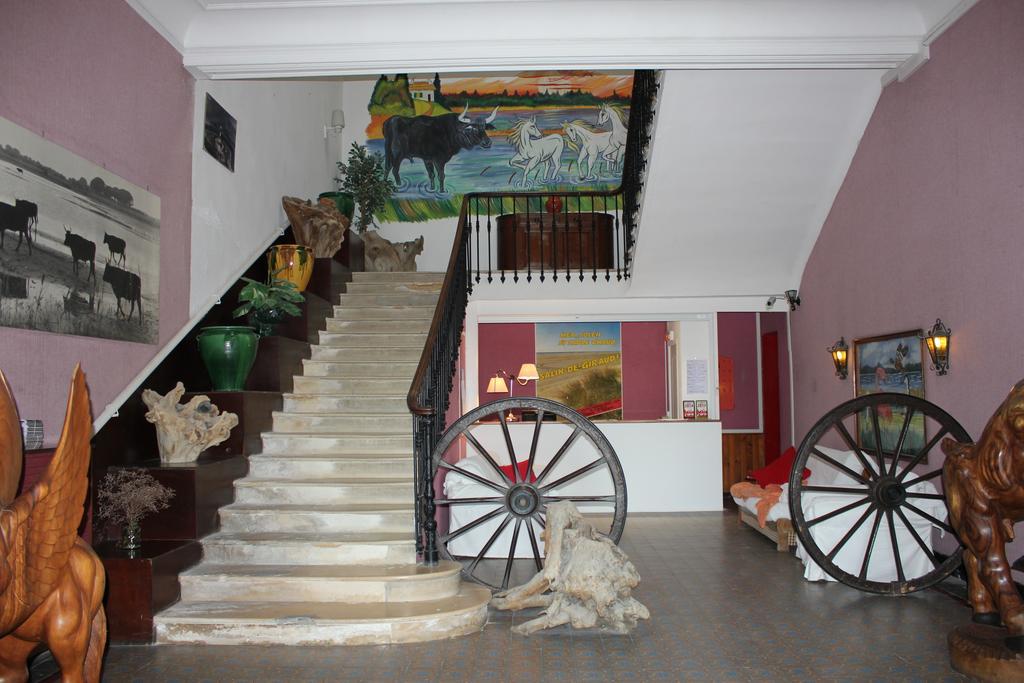 Hotel Restaurant La Camargue Salin-de-Giraud Exterior foto
